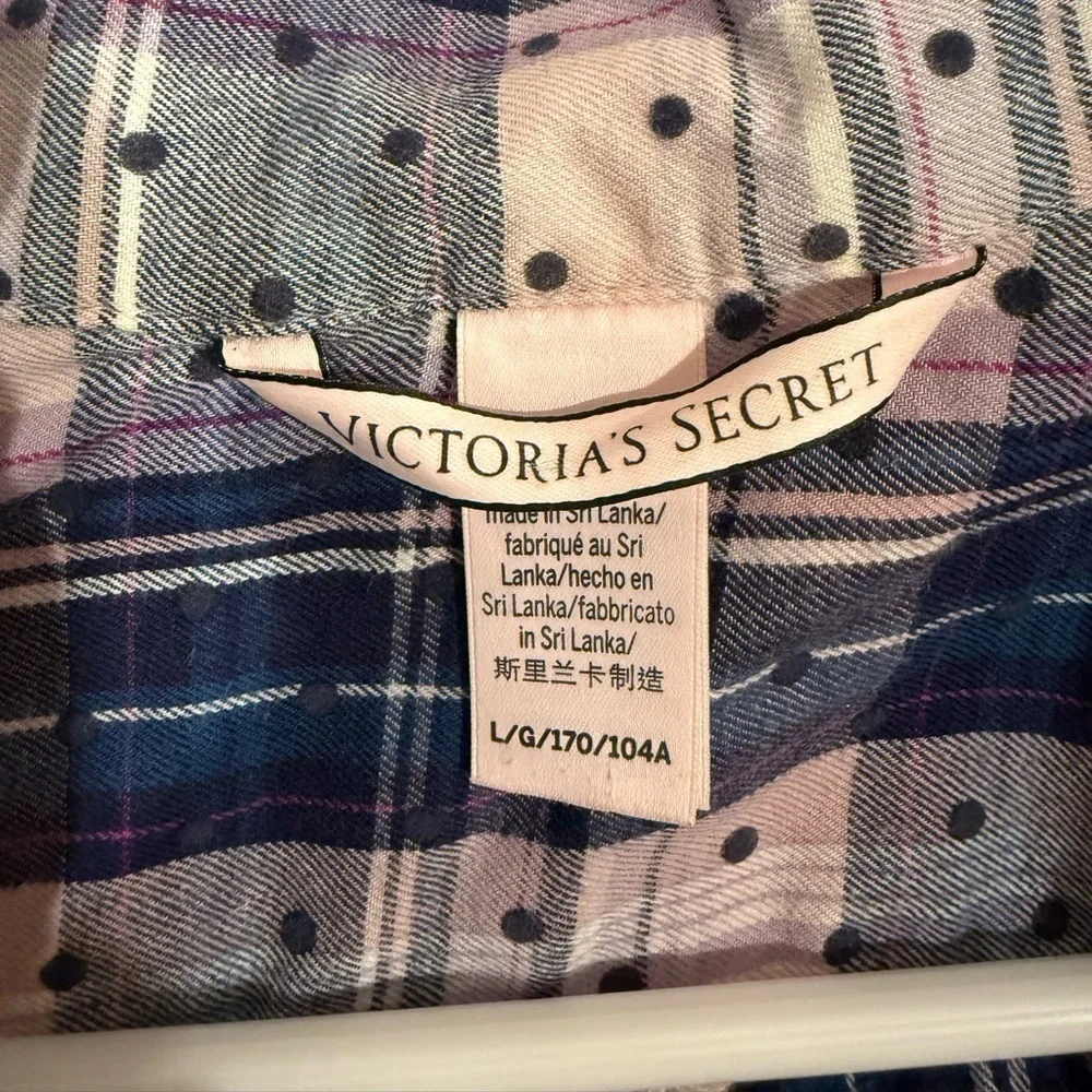 🔥Victoria’s Secret Plaid Button-Up Pajama Top🔥